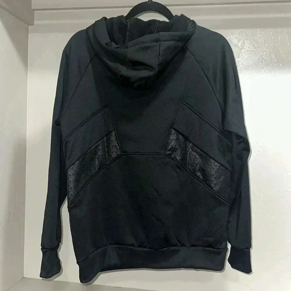 adidas hoodie size